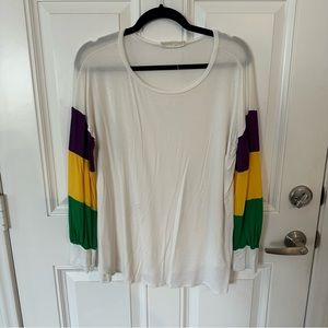 Women’s long sleeve top